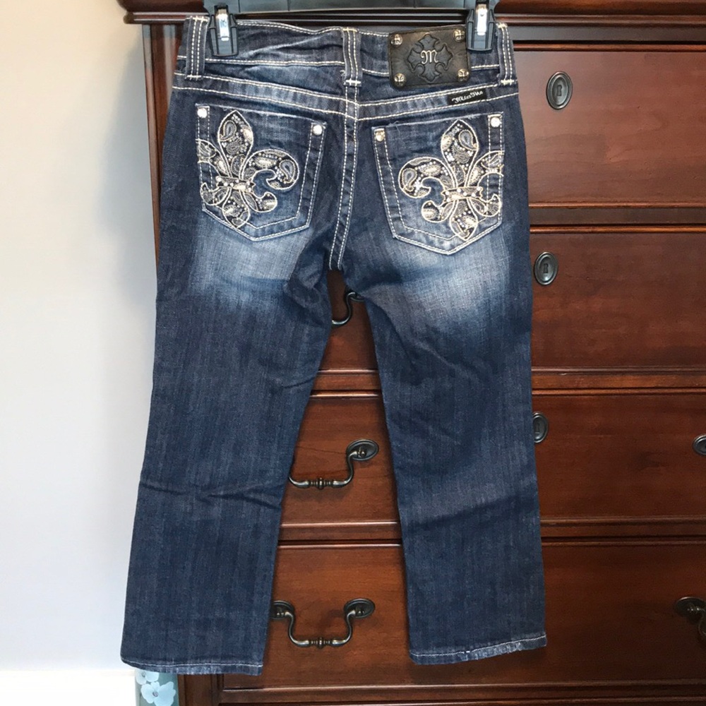 Miss Me Capri Size 25